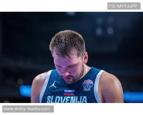 东契奇谈老詹回归球队目标与钓鱼动作背后的友谊故事